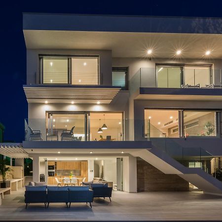 Luxurious Villa In Kozino With Fenced Garden Екстериор снимка
