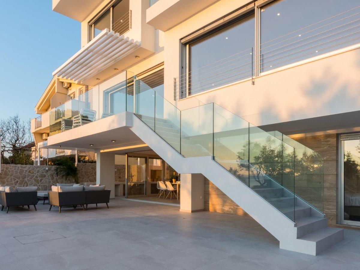 Luxurious Villa In Kozino With Fenced Garden Екстериор снимка
